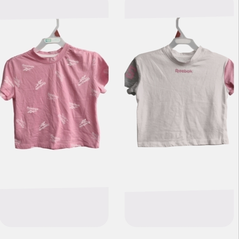 Reebok bundle two toddler girl Tshirts 👕 size 4 🔥 5$ if you get bundle 🔥